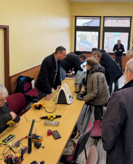 Réparateurs at work